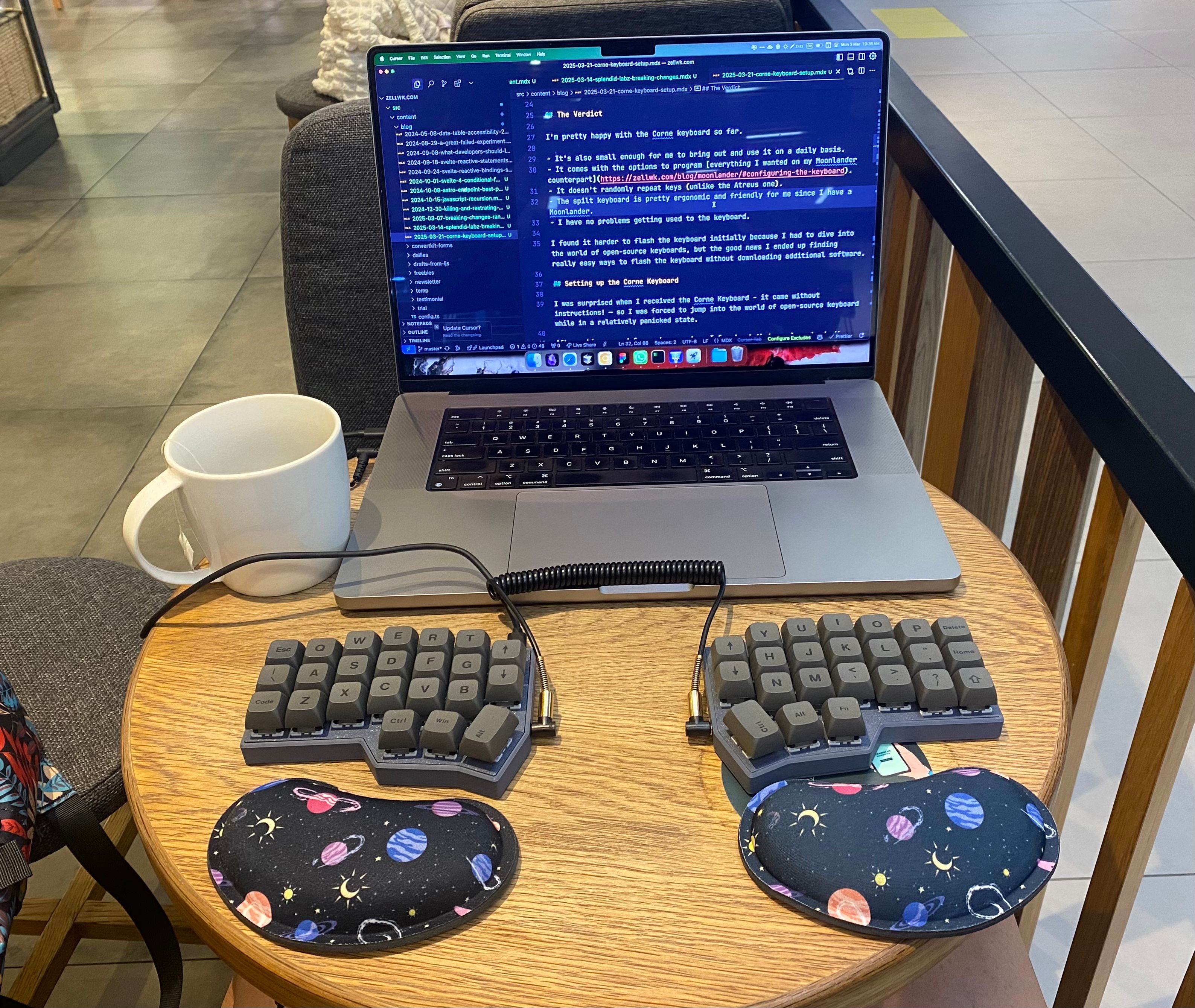 My cafe setup with the Corne Keyboard