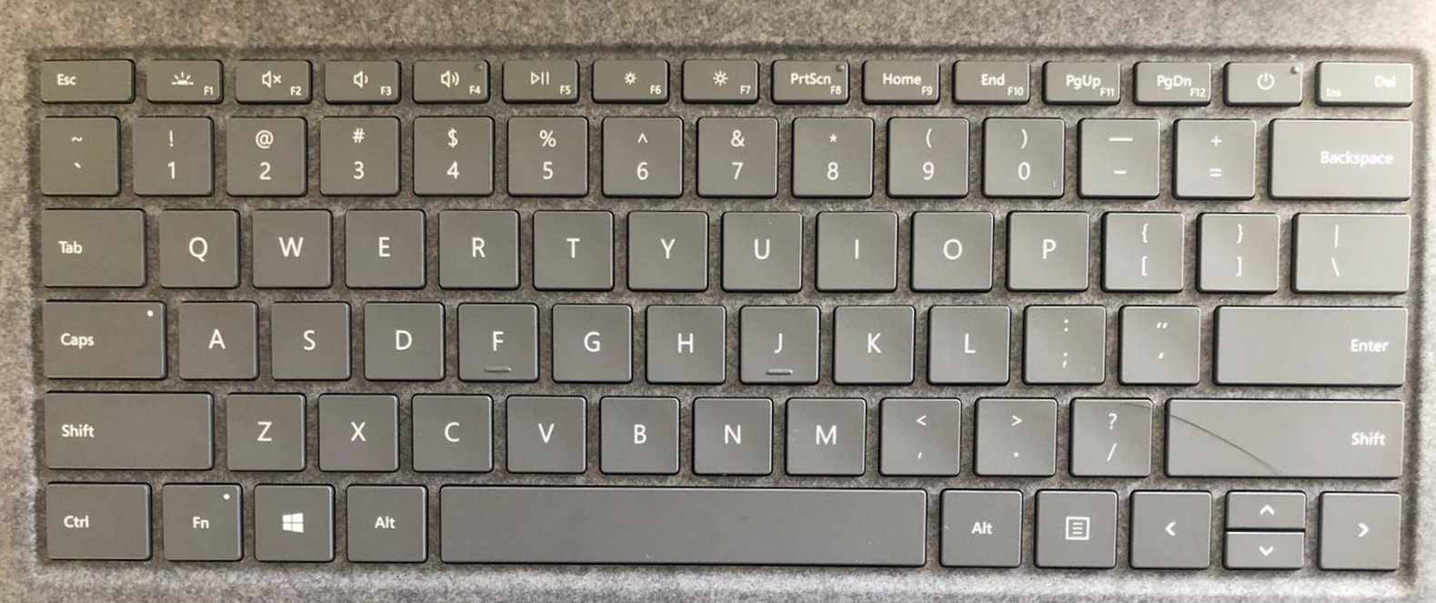 Keyboard layout for Surface Laptop 3.